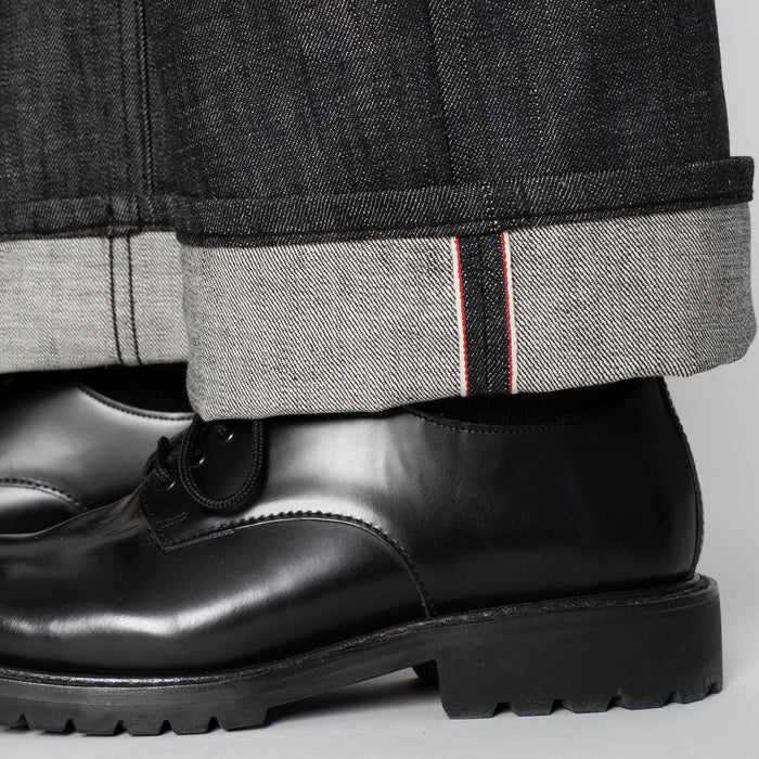 Strong Guy - Super Sexy Selvedge - Black by Naked & Famous Denim
