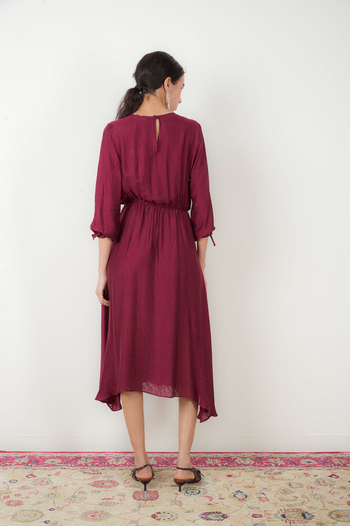 Textured long sleeve elastic waist midi dress wholesale