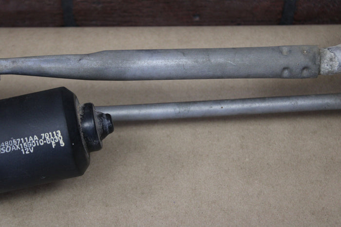 05-09 Chrysler 300C SRT-8 Windshield Wiper Linkage Transmission Pivot Arms Motor