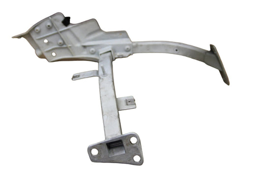 11-18 Audi A8L S8 Front Right Passenger Fender Support Mount Bracket OEM