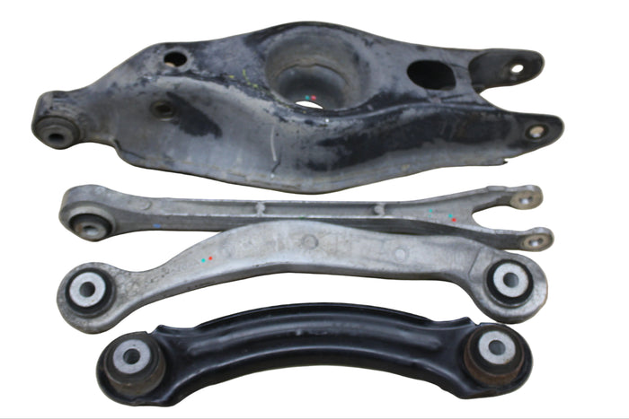 11-23 Dodge Charger Challenger 300 Right Rear Suspension Control Arm Strut Set