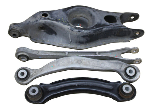 11-23 Dodge Charger Challenger 300 Right Rear Suspension Control Arm Strut Set