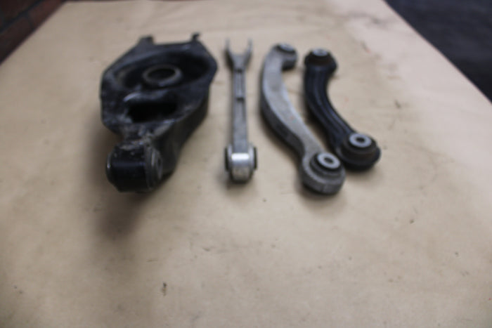 11-23 Dodge Charger Challenger 300 Right Rear Suspension Control Arm Strut Set