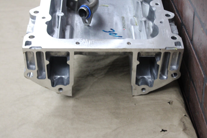 2006 - 2023 CHALLENGER CHARGER 300 SRT8 6.4L 6.1L OEM ENGINE MOTOR OIL PAN