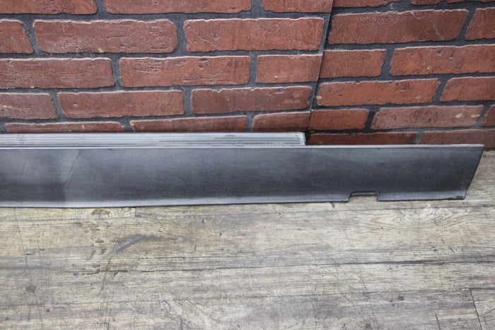 2008-2014 Dodge Challenger Passenger RH Rocker Panel Side Skirt 05028798AC OEM
