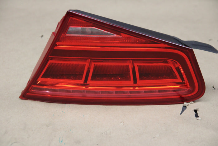 2011-2014 Audi A8 Quattro Passenger RH Inner LED Tail Light Lamp 4H0 945 094 A