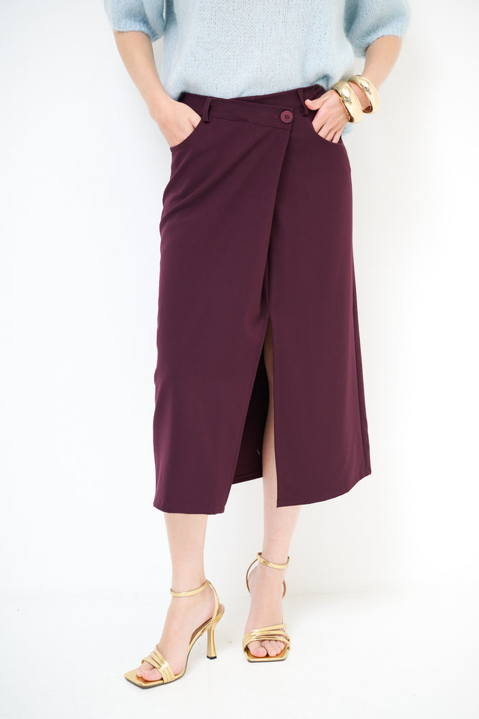 Asymmetric midi skirt with front slit wholesale