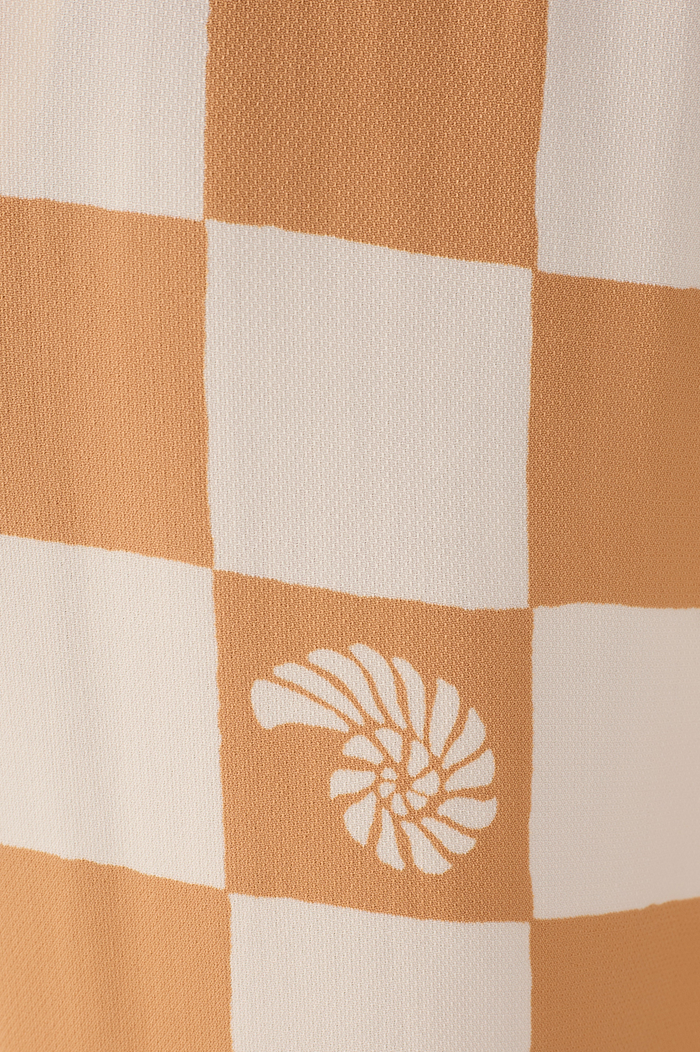 Beige Conchas Plaid Beach Wrap_1