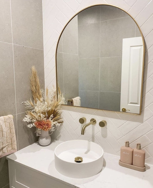 Bjorn Arched Mirror 80 x 85 cm Brass Frame