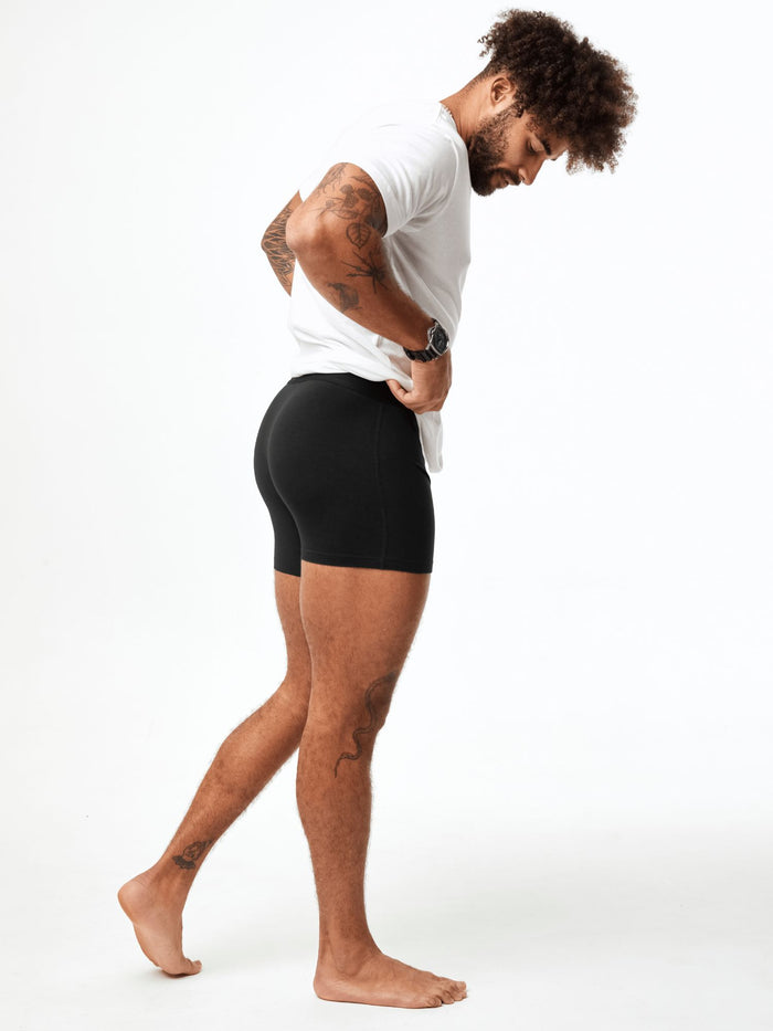 Joe V is 6', 180lbs, 32" waist, wearing size M # Black Boxer Briefs 3-Pack | Fresh Clean Threads