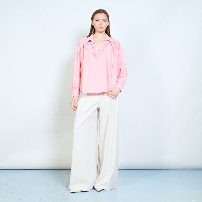 Blouse with ruffled placket and classic collar wholesale