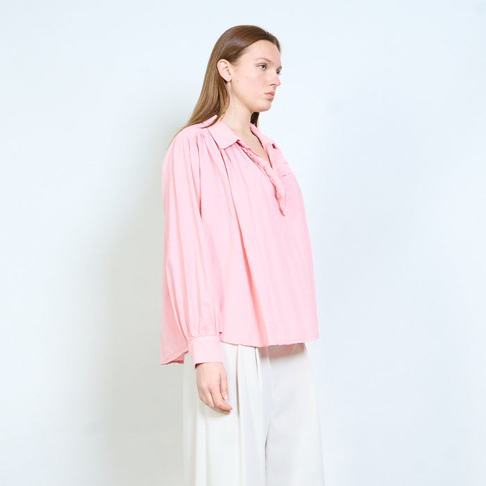 Blouse with ruffled placket and classic collar wholesale