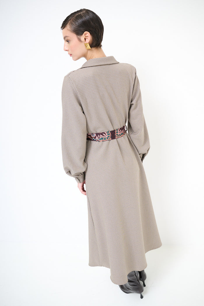 Chequered textured button-down midi dress with printed sash belt wholesale