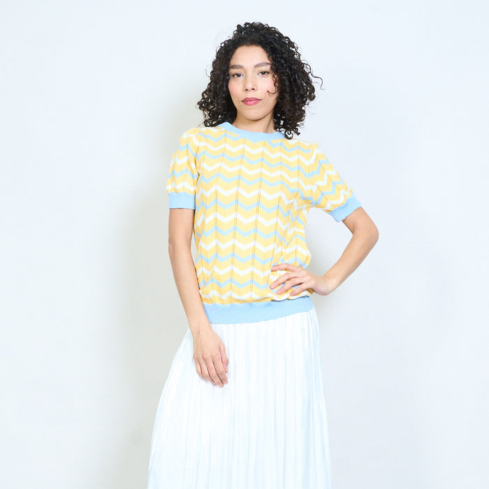 Chevron pattern crew neck short sleeve knit top wholesale