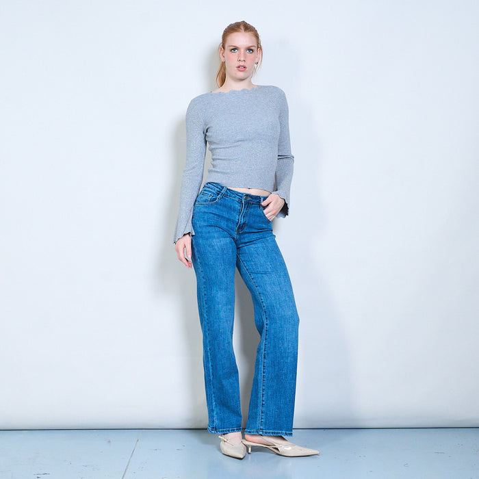 Classic straight-cut mid-rise denim jeans wholesale