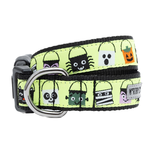 TRICK-FOR-TREATS-DOG-COLLAR