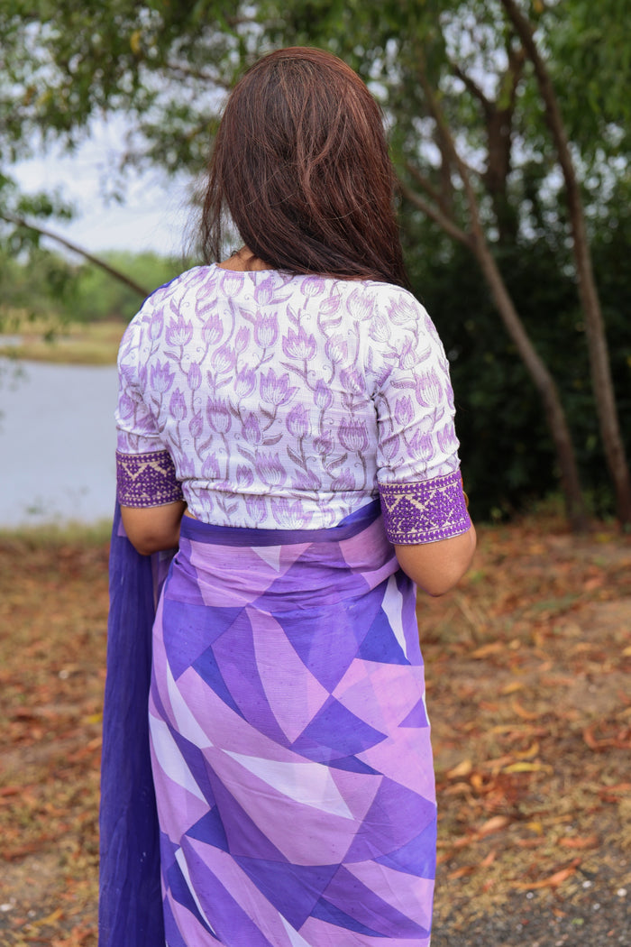 Fiza Triangles Chiffon Saree - Lilac