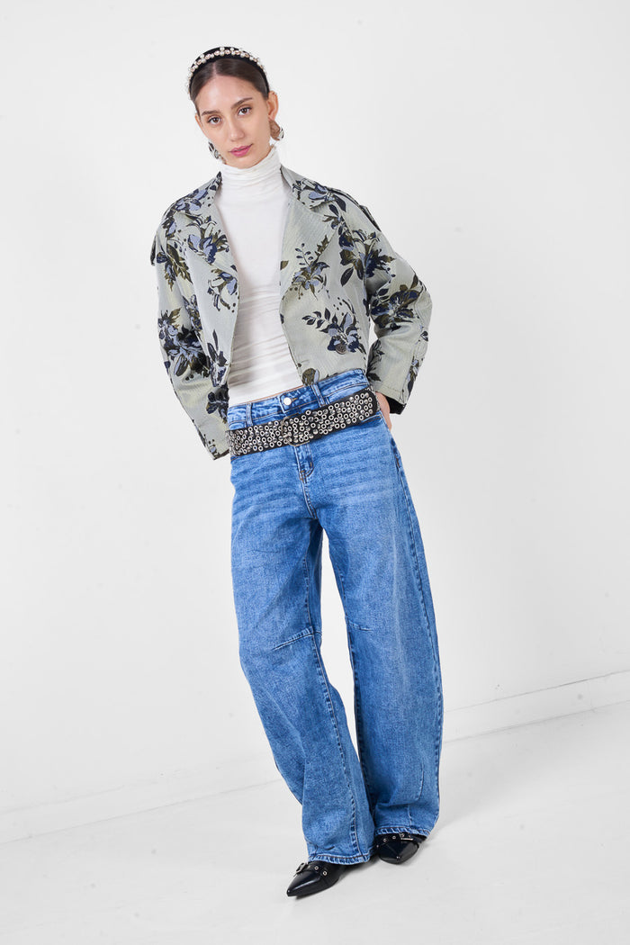 Floral print cropped jacket with lapel collar button front and relaxed fit wholesale