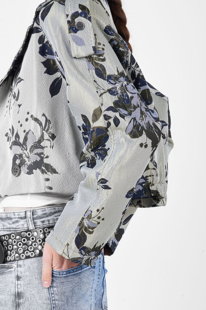 Floral print cropped jacket with lapel collar button front and relaxed fit wholesale