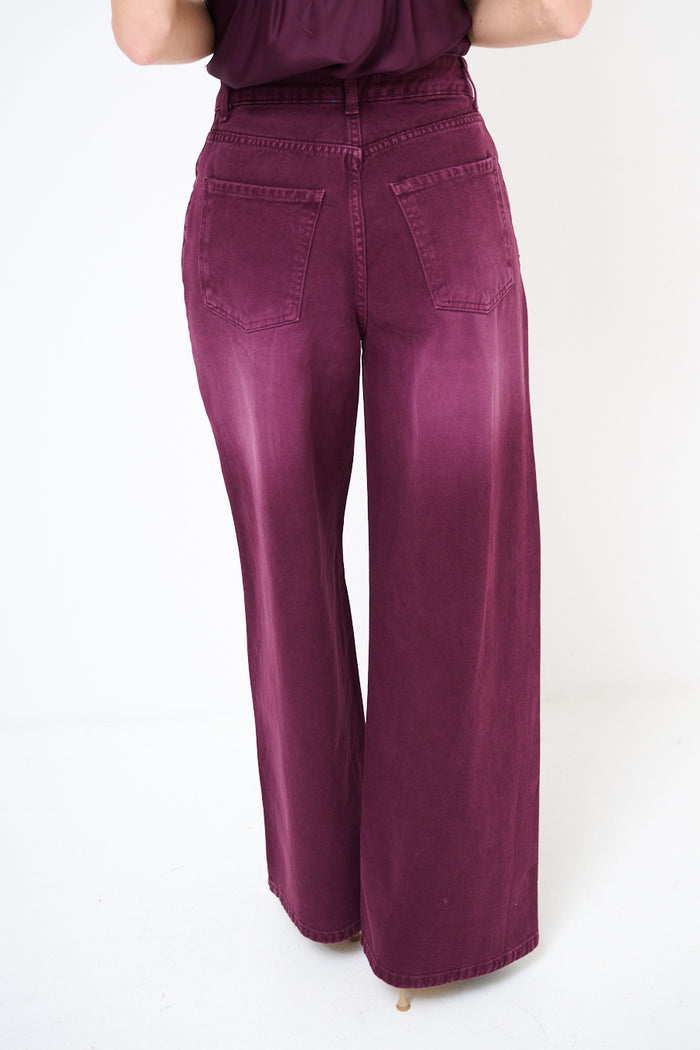 High-waist straight wide denim pants with smooth finish wholesale