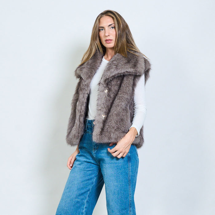 Long hair faux fur vest with wide lapel collar wholesale