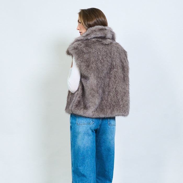 Long hair faux fur vest with wide lapel collar wholesale