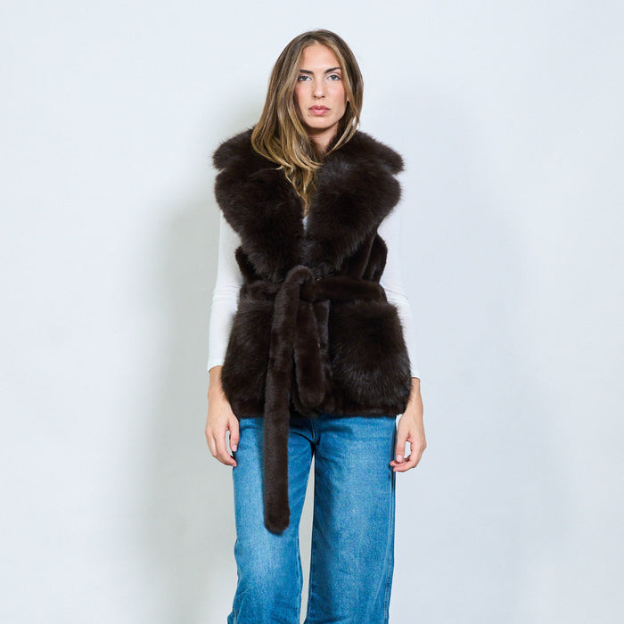 Luxury long-hair faux fur vest with belt and shawl collar wholesale