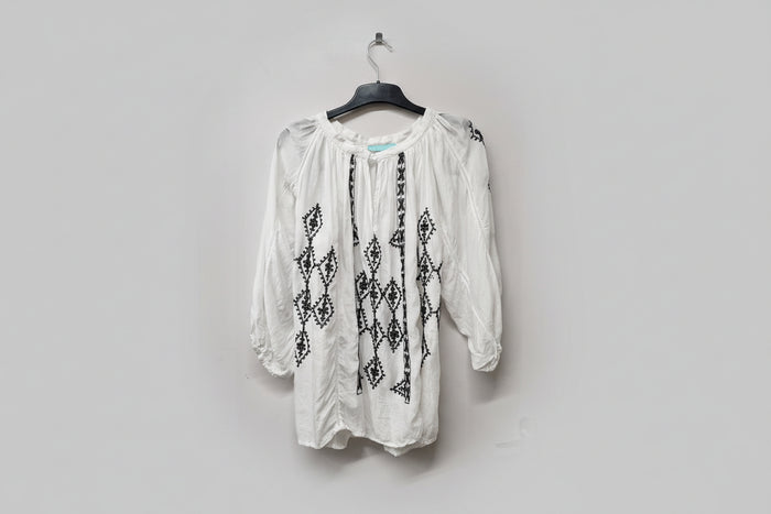 Melissa Odabash White Rayon Smock Tunic Top Black Stitched Sequinned - One Size - GOOD USED CONDITION