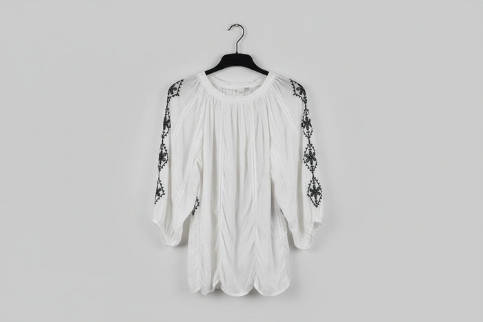 Melissa Odabash White Rayon Smock Tunic Top Black Stitched Sequinned - One Size - GOOD USED CONDITION