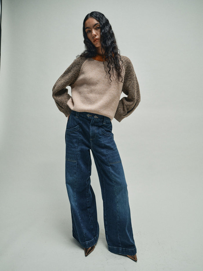Modelshot / Ecru / Detail