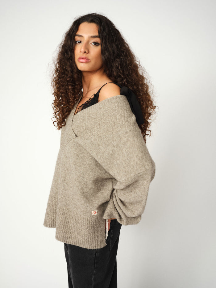 Modelshot / Grey Melange / Detail