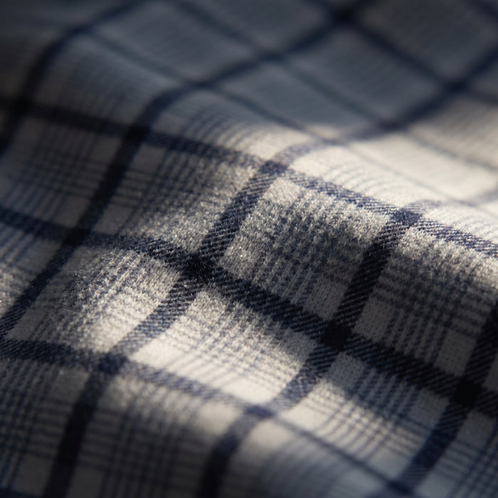 Modern 4Flex Stretch Knit Shirt fabric detail (89% cotton, 11% elastane) — Emanuel Berg