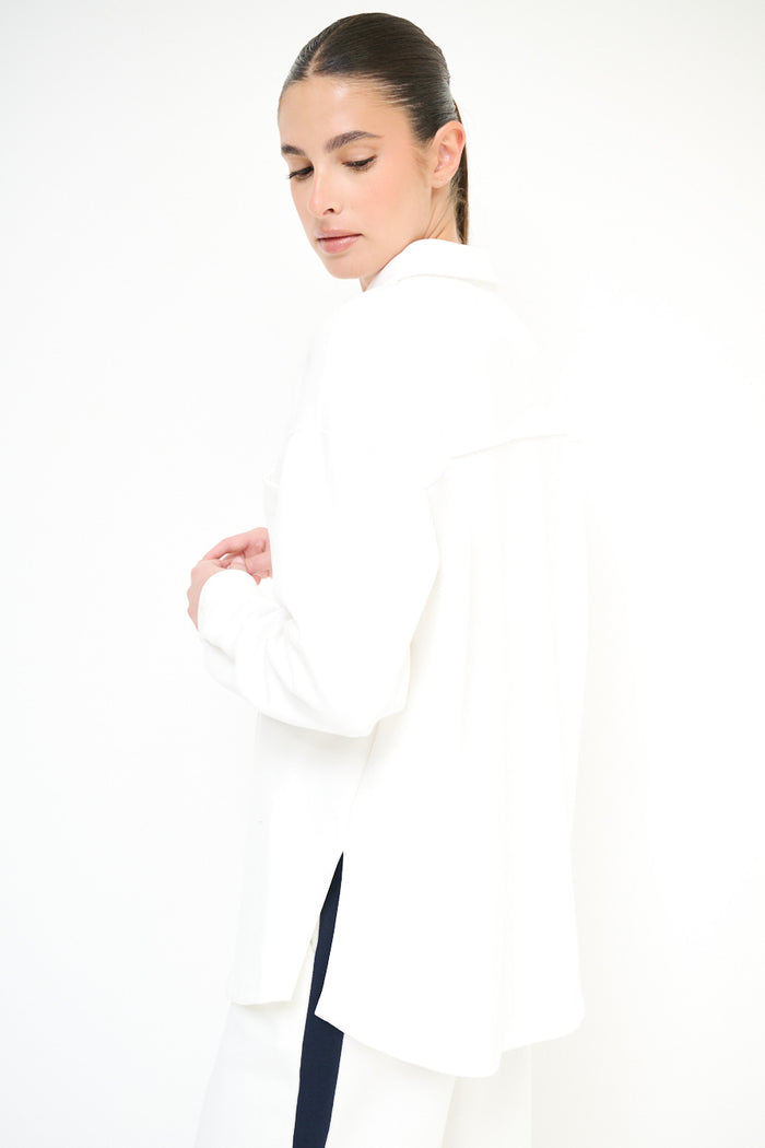 Oversized button-up shirt with pointed collar wholesale