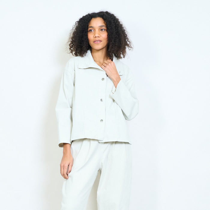 Oversized structured collar button down shirt jacket with front pockets wholesale