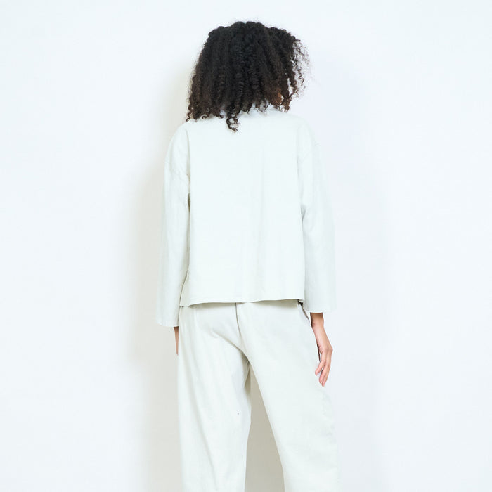 Oversized structured collar button down shirt jacket with front pockets wholesale