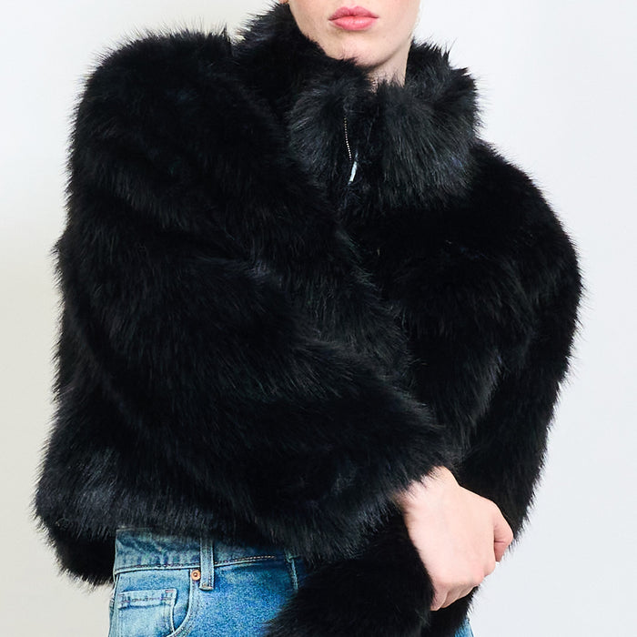 Plush faux fur cropped jacket with pocket flaps wholesale