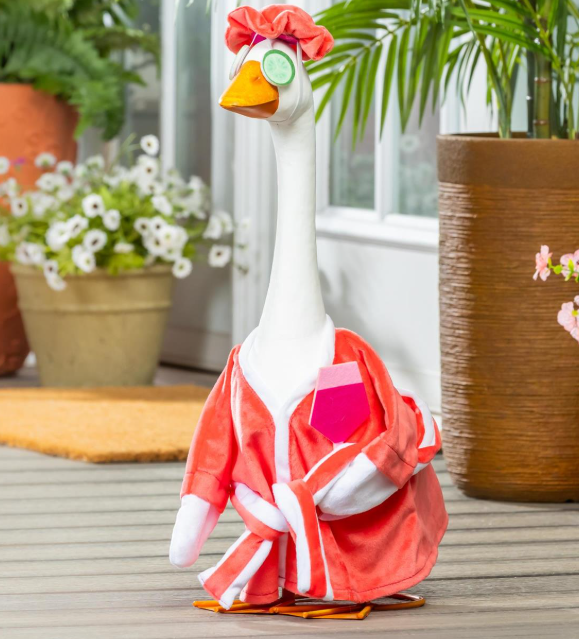 Porch Goose Outfit - Relaxation Time