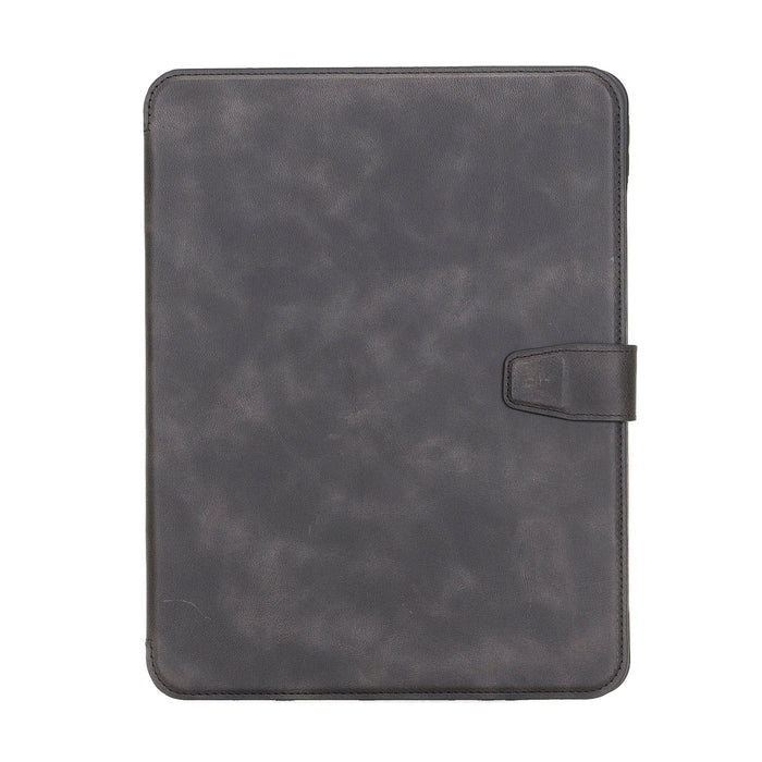 Black / iPad Air 13” (M3)