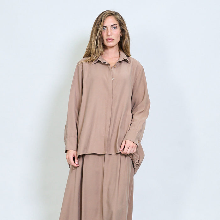 Relaxed button-up shirt with gathered hem wholesale
