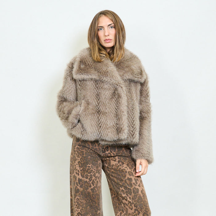 Short faux fur jacket with wide lapel collar wholesale
