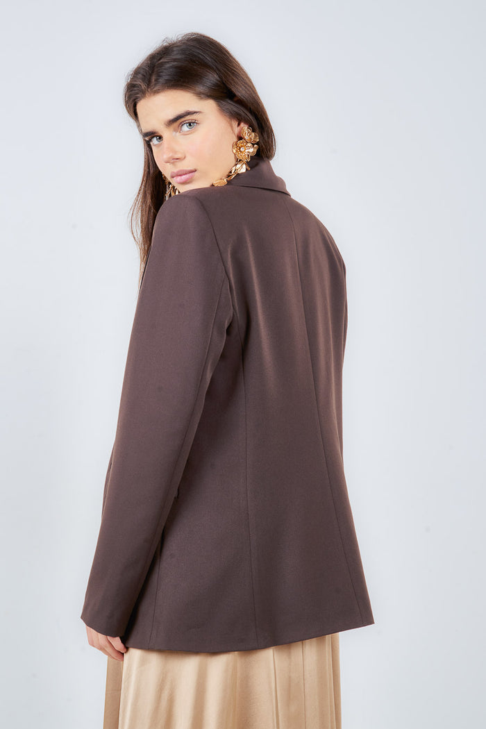Single button tailored blazer with flap pockets and notch lapel wholesale