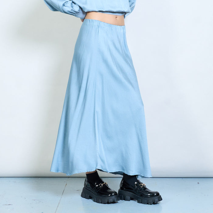 Soft drape minimalist elastic-waist flow midi skirt wholesale