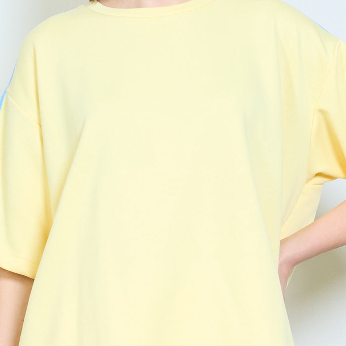 Sporty jersey shirt with contrast sleeve detail wholesale