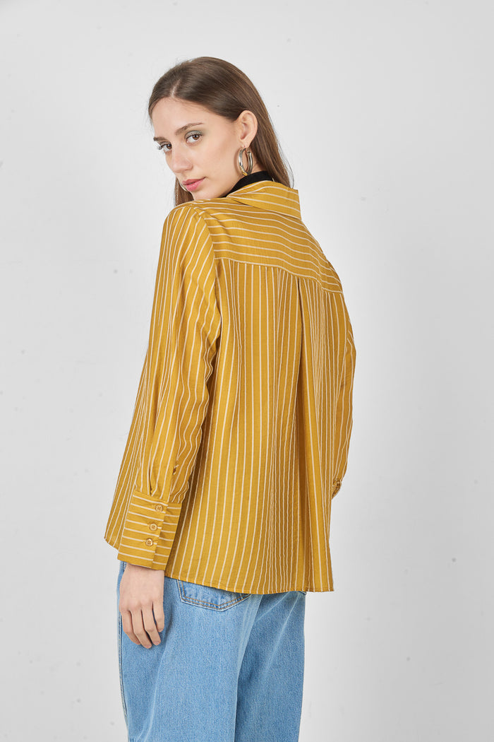 Striped button down shirt wholesale
