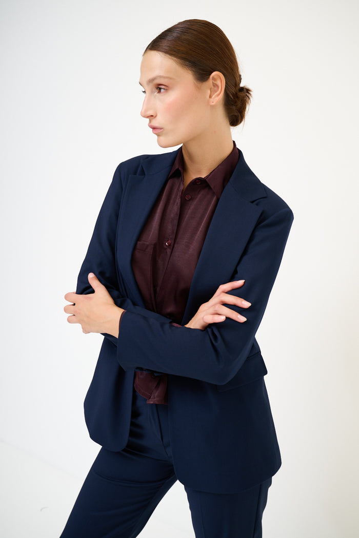 Structured single-button blazer with flap pockets wholesale