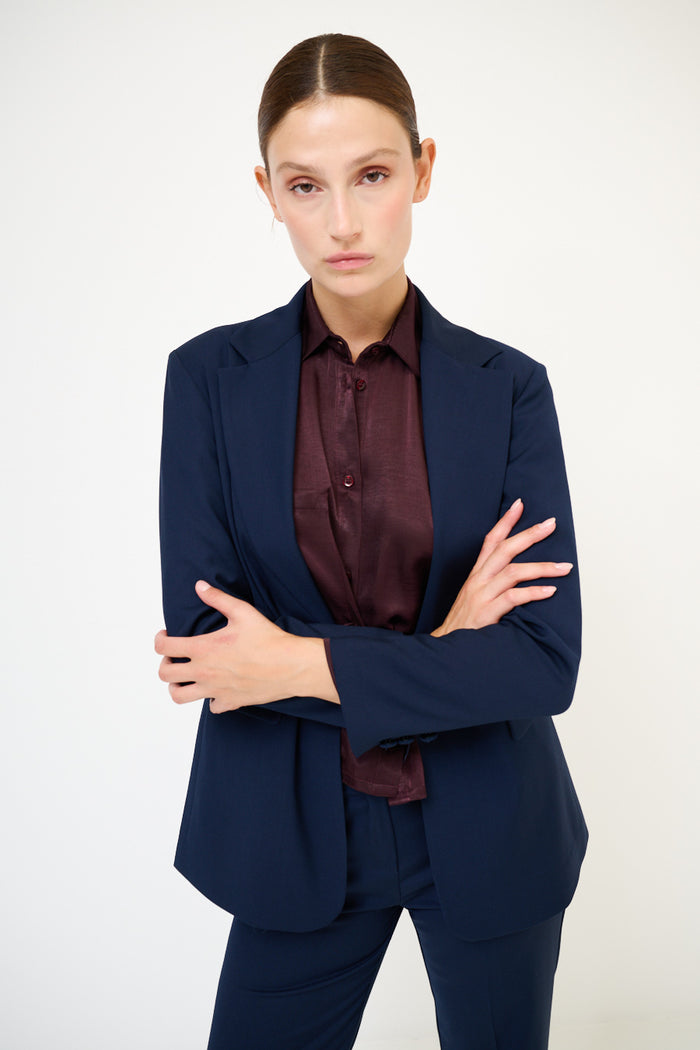 Structured single-button blazer with flap pockets wholesale