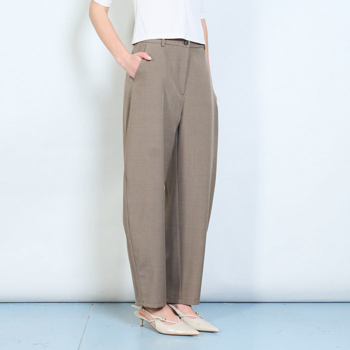 Tailored straight leg trousers with clean waistband wholesale