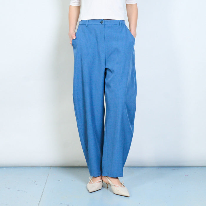Tailored straight leg trousers with clean waistband wholesale