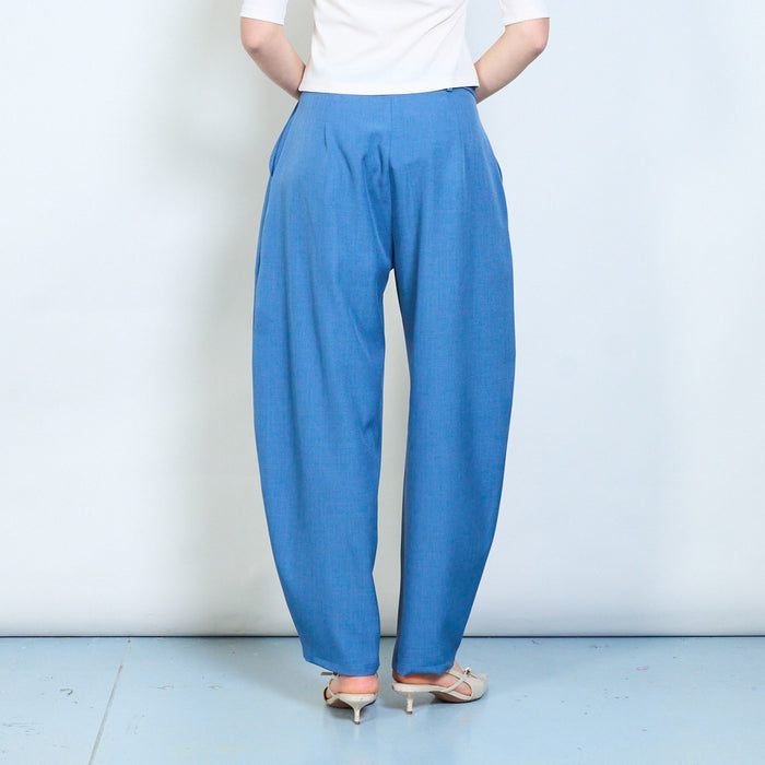Tailored straight leg trousers with clean waistband wholesale