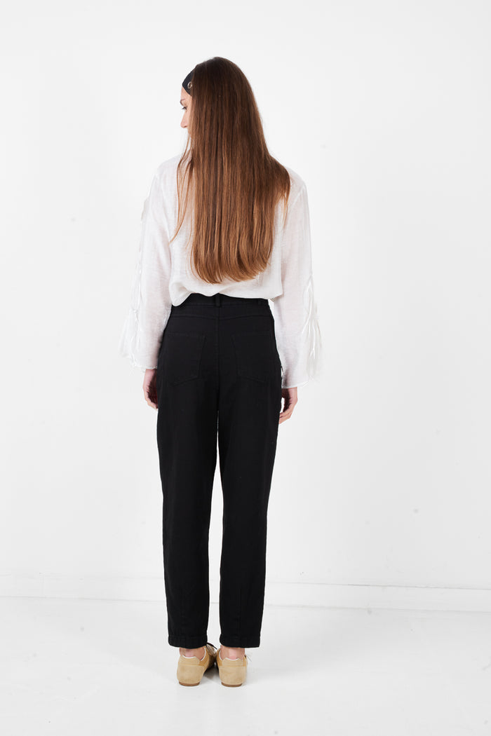 Tailored straight leg trousers with pleated front wholesale
